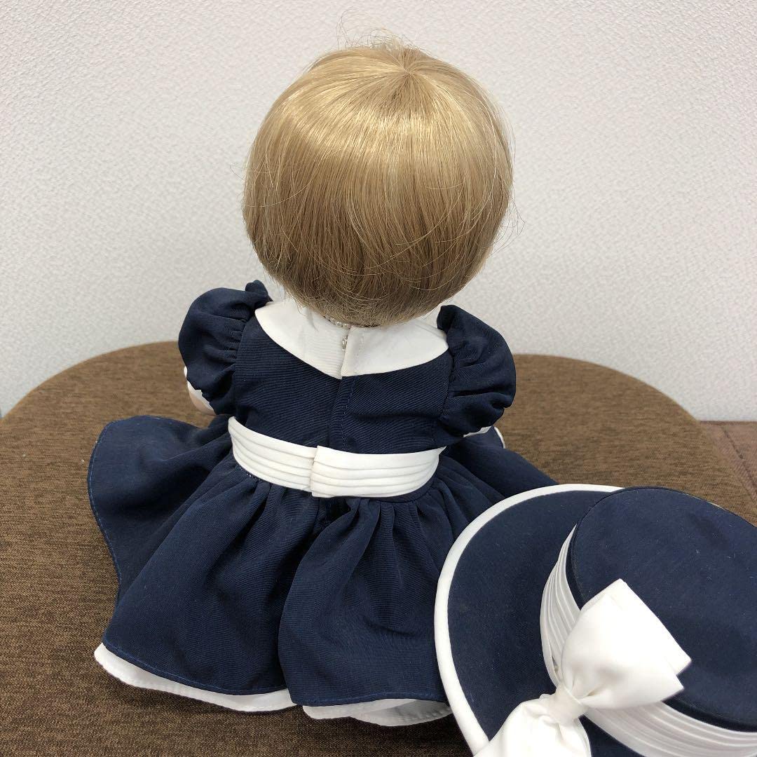 プリンセス　ダイアナ　人形 Amazon | プリンセスダイアナ人形 紺 陶器製 限定生産 | 人形